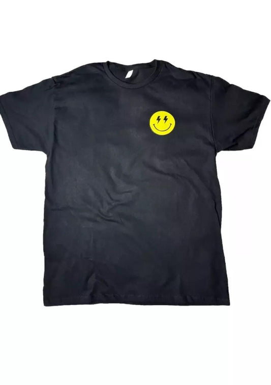 Smiley Face Shirt – Minimalist Graphic Tee for Men & Women